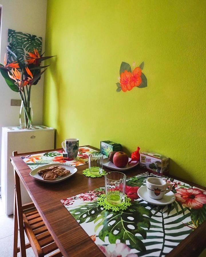 Villa L'Hibiscus Di Lucia à Alghero Extérieur photo